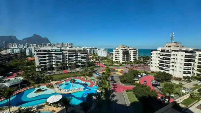 Apartamento com 3 Quarto(s) e 4 banheiro(s) para Alugar, 105 m² por R$ 35000 / Mês