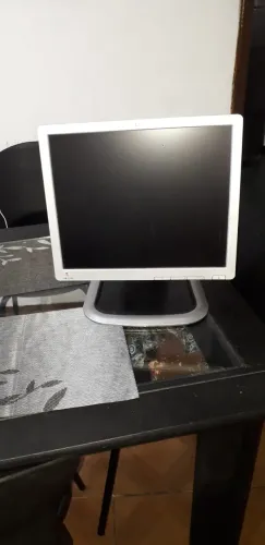 Monitor HP 17"