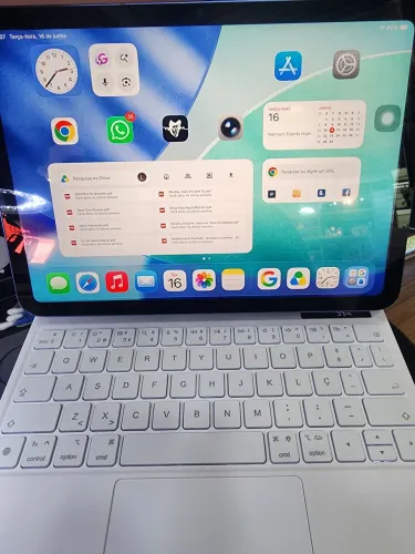 IPAD 10 GERAÇÃO / CASE MAGNÉTICA