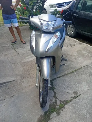 Vendo Biz 2023 R$ 12.500,00