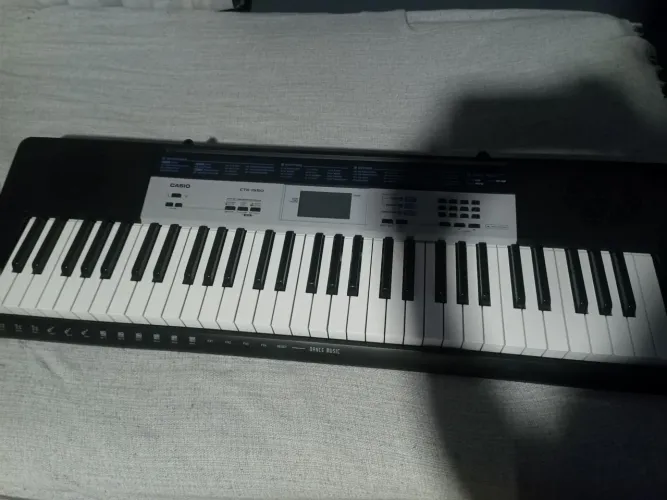 Teclado Casio ctk-1550