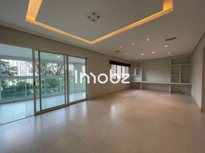 Apartamento Luxuoso no Villaggio Panamby com 4 Quartos e 4 Suítes - São Paulo-SP (207m²)