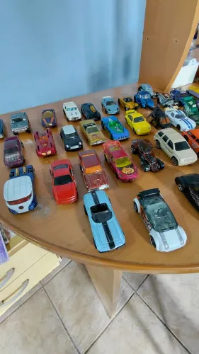 Carros coleção Hot Wheels