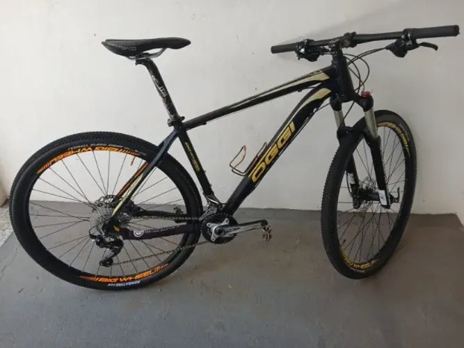 Bicicleta OGGI 7.4