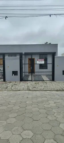 Geminado para Venda em Araquari, 2 dormitórios, 1 suíte, 1 banheiro, 1 vaga