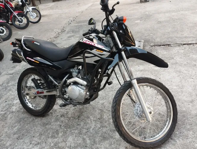 Vendo Bros 150 partida elétrica ano 2006/2007