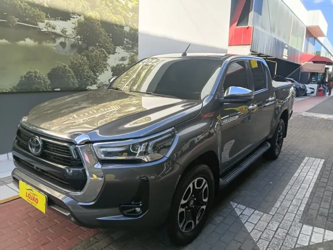 Toyota Hilux CD SRX 4X4 2.8 TDI 16V Diesel Aut. 2022