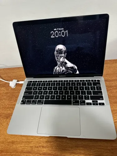 MacBook Air M1 16GB