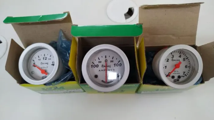 (Novos)Manômetros de 52mm(valor unidade)Relógio Medidor Indica Temp.Oleo+Ampere+Volts