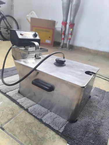 Vendo fritadeira industrial 