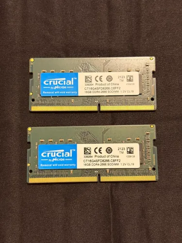 Memória RAM 32GB DDR4 Crucial Notebook (Kit 2x16GB) Seminovo