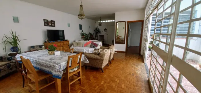 Casa em Rua Ribeiro do Vale - Brooklin Paulista - São Paulo/SP