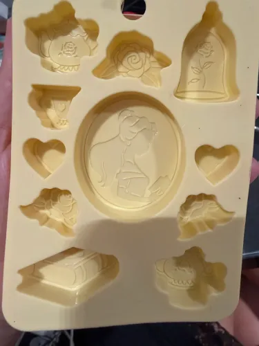 Forma de silicone bela e a fera NOVA