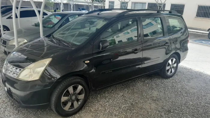 Nissan Grand Livina 1.8 S 16V 2011/2012 2012
