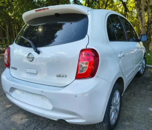 Nissan March SV 1.6 16V Flex Fuel 2016