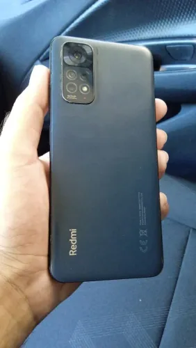 Vendo redmi note 11, em perfeito estado 400 reais interessados chama no ZAP: *