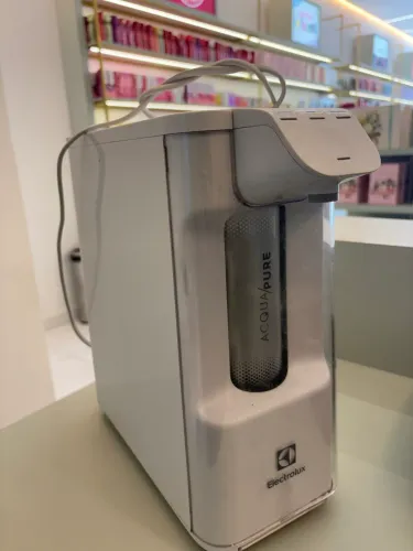 Purificador de água fria e gelada Electrolux