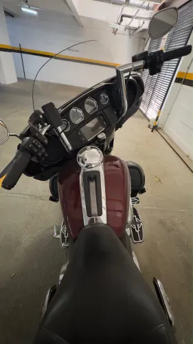 Harley-Davidson CVO Limited FLHTKSE 2015