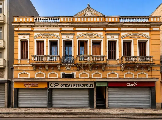 Loja Comercial no Centro Histórico de Petrópolis - Venda ou locação