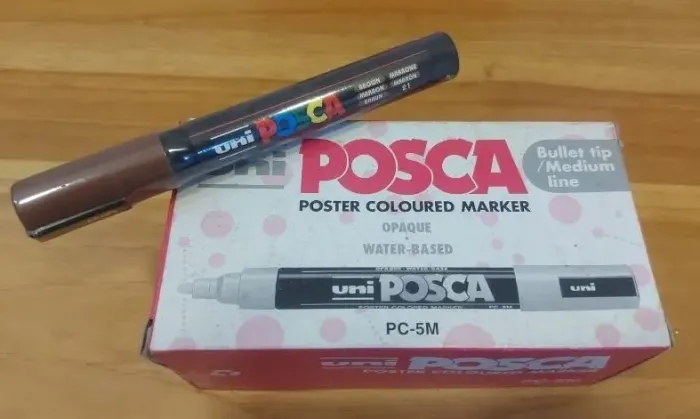 7 canetas posca marrom Posca PC-5M Nova Lacrada (Lote com 9 - R$15,5/ unid)