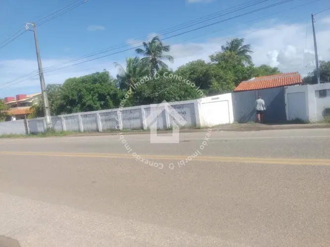 Chácara com piscina na rodovia dos naufragos
