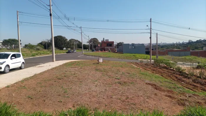 OPORTUNIDADE - TERRENO À VENDA
