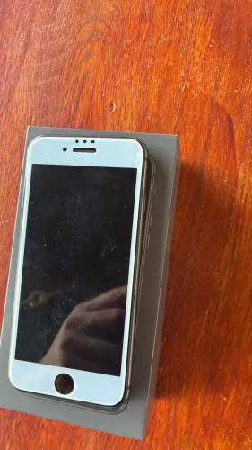 IPhone 8 impecável