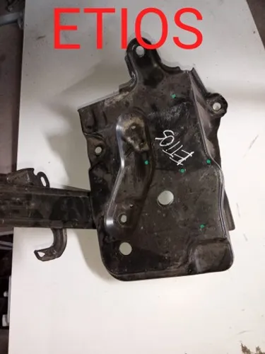 Caixa de bateria etios 