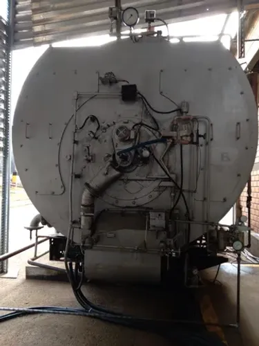 Caldeira a oleo 10Kgf/cm² / 10ton/h vapor
