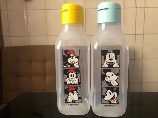Garrafa da Tuppereware de 1 litro do Mickey ou minei apenas 60,00 à unidade