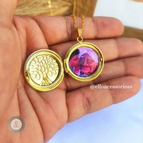 Relicário Árvore da Vida Banho de ouro 18k 