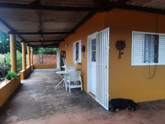 Ótima casa com 3 quartos 50m do asfalto, Café Sem Troco DF - NAZ Corretora 