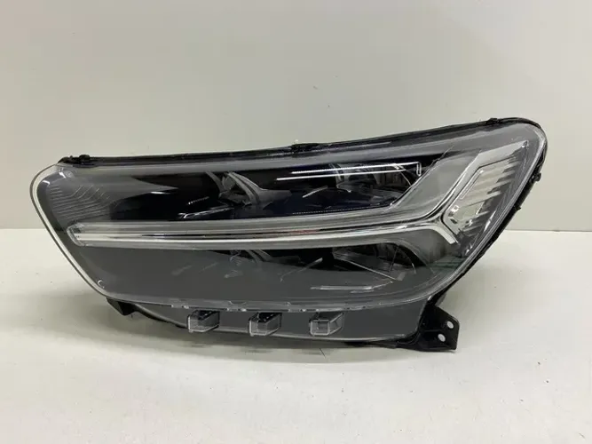 Farol Volvo Xc40 2018 2019 2020 2021 Sem Modulo Esquerdo Led