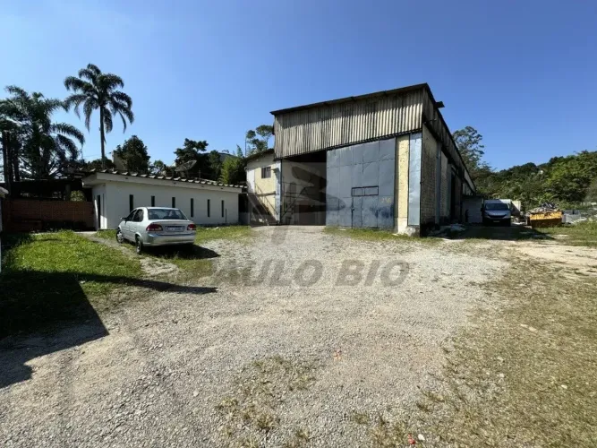 Galpão industrial para vender no Bairro Barro Branco em Ribeirão Pires - SP.