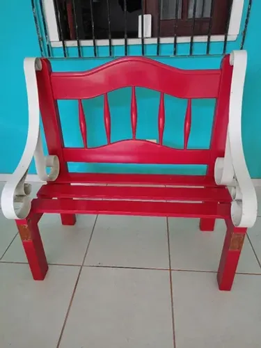 Namoradeira cor pink com braços de ferro reforçado 
