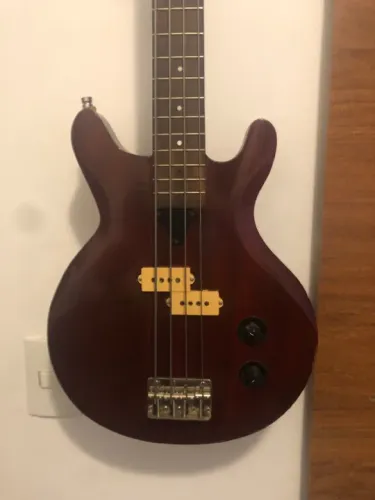 Baixo Giannini formigão anos 80- Excelente Estado