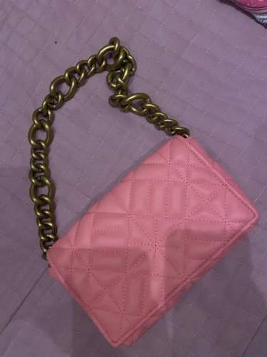 Bolsa Rosa Zara com Alça de Corrente Dourada