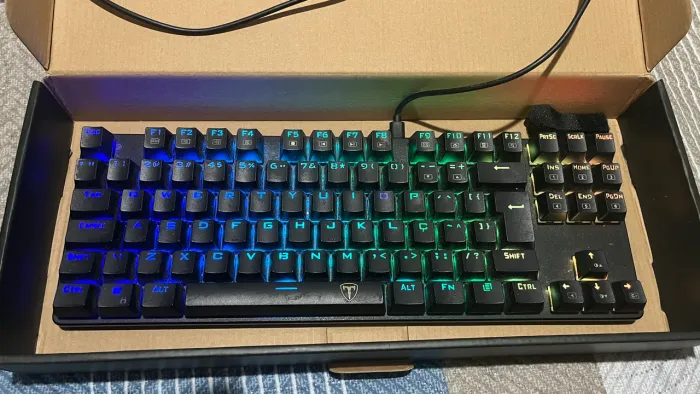 Teclado Mecânico Gamer T-Dagger Bora TKL RGB - Switch Azul