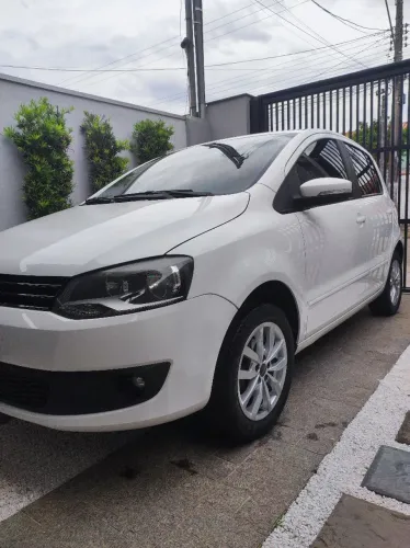 Volkswagen Fox 1.6 MI Total Flex 8V 5P 2014