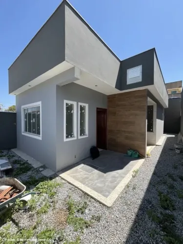Casa para Venda em Rio das Ostras, Loteamento Extensão do Serramar, 2 dormitórios, 1 suíte