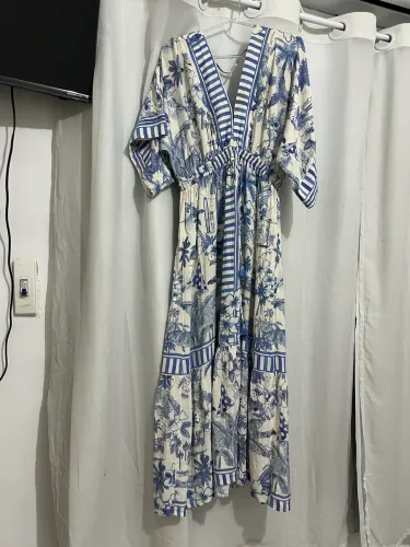 Vestido Farm Azul com Branco - P