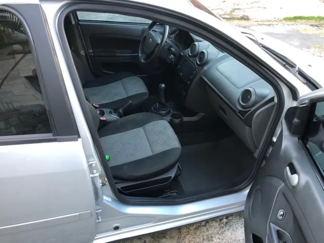 Ford Fiesta 1.6 8V Flex/class 1.6 8V Flex 5P 2011