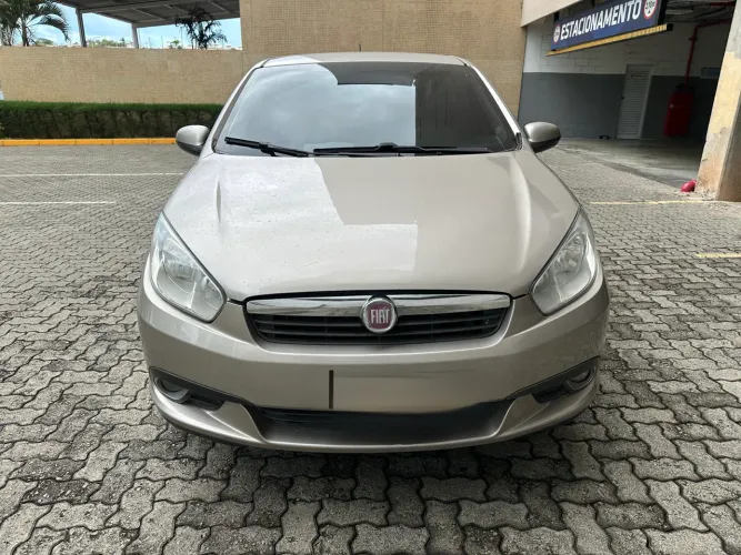 Fiat Grand Siena Essen.sublime Dual. 1.6 Flex 2014