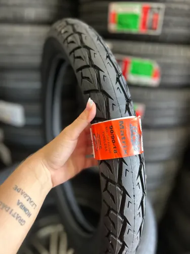 Pneu 90/90R18 Levorin TL uso sem câmara