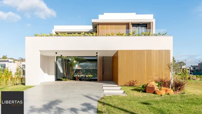 Linda casa para comprar com 4 suites em condomínio TOP