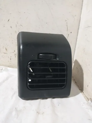 Difusor  Ar direito VW/golf 97