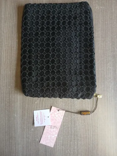 BOLSA NAGUCHI PRETA BRILHANTE FEMININA SEMI-NOVA 80,00