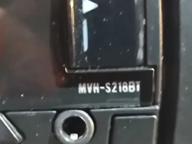 Pioneer semi-novo 218 BT