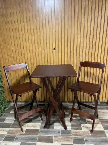 Conjunto Bistrô Afrodite - Mesa Quadrada com 2 Cadeiras!