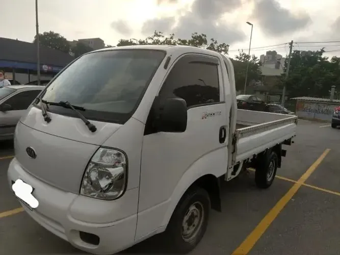 Kia Motors Bongo K-2500 2.5 4X2 TB Diesel 2011